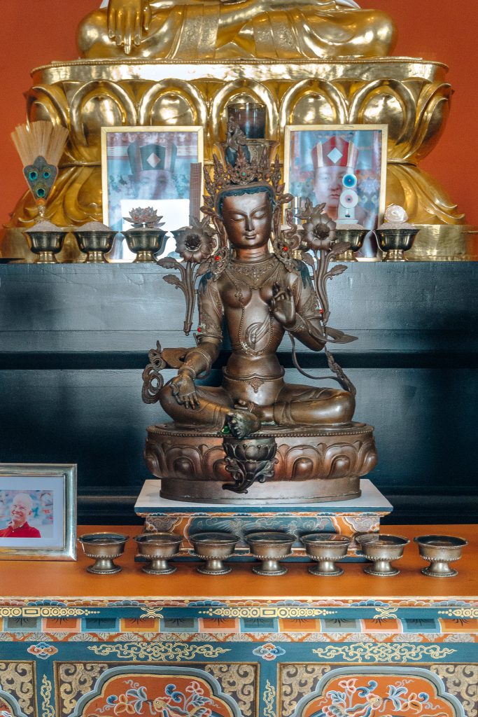 Estupa de la Iluminación de Benalmádena Buddhist Figure