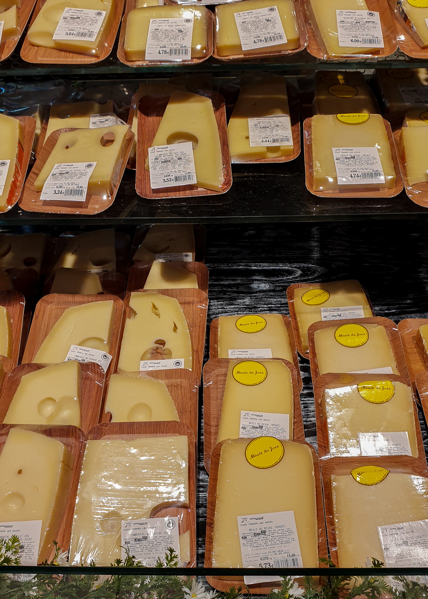 Cost of groceries in France - cheese