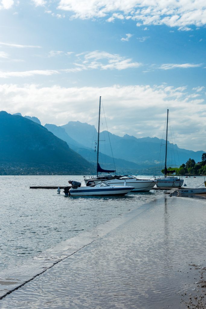 Lake Annecy, Lac d’Annecy boats