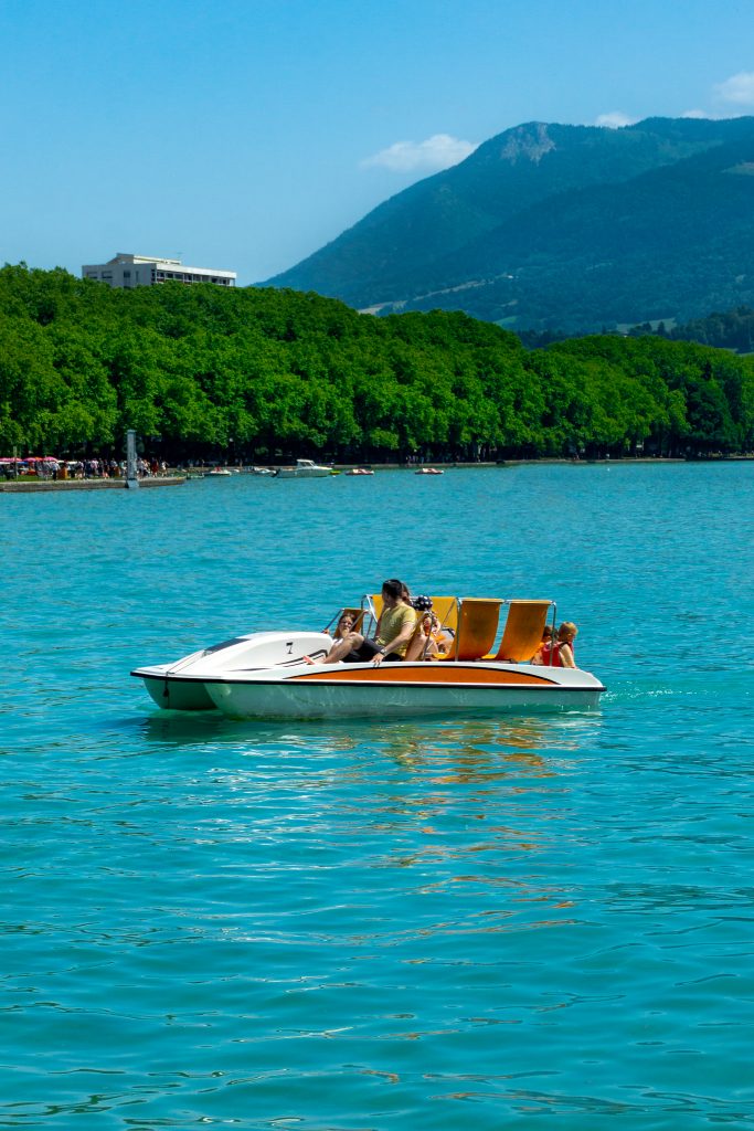 Lake Annecy Water Sports - Rent a Small Boat