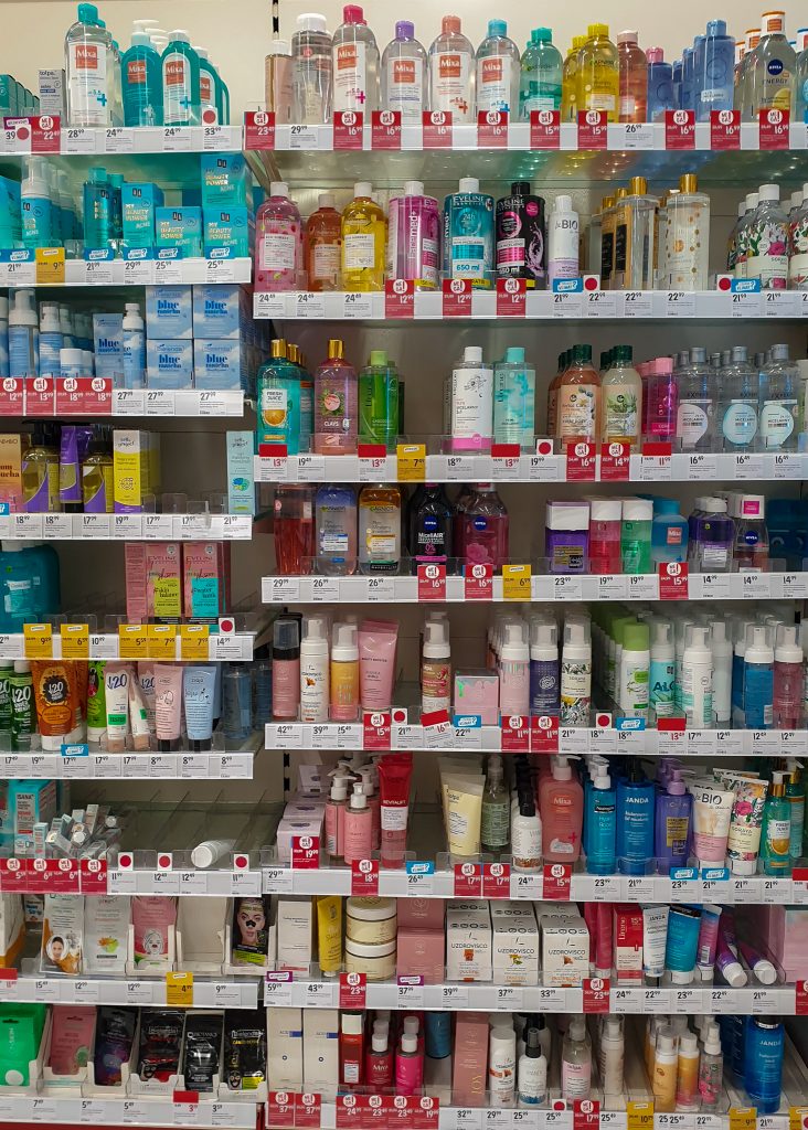 Cosmetics cost in Poland - makeup