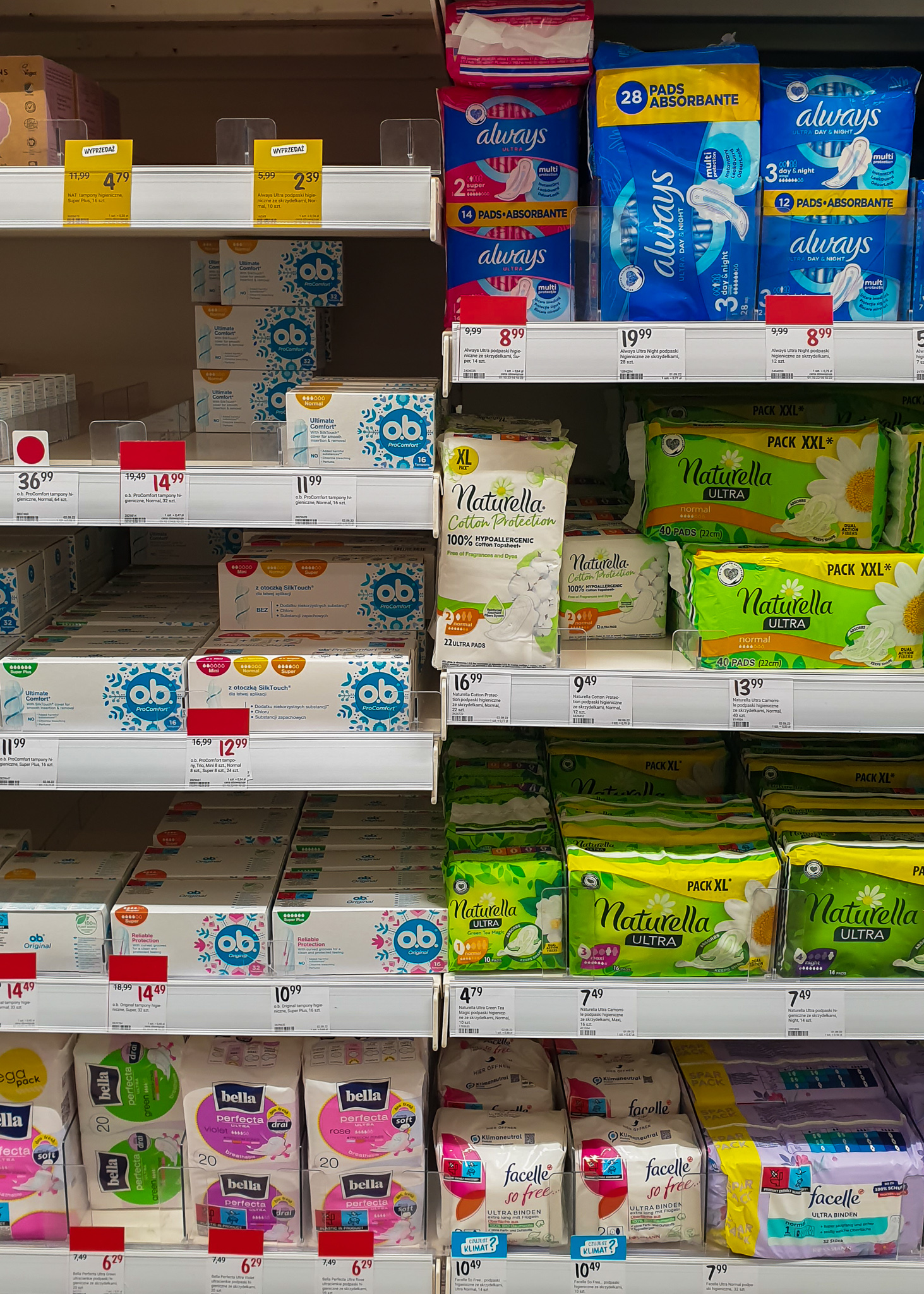 Cosmetics cost in Poland - tampons,