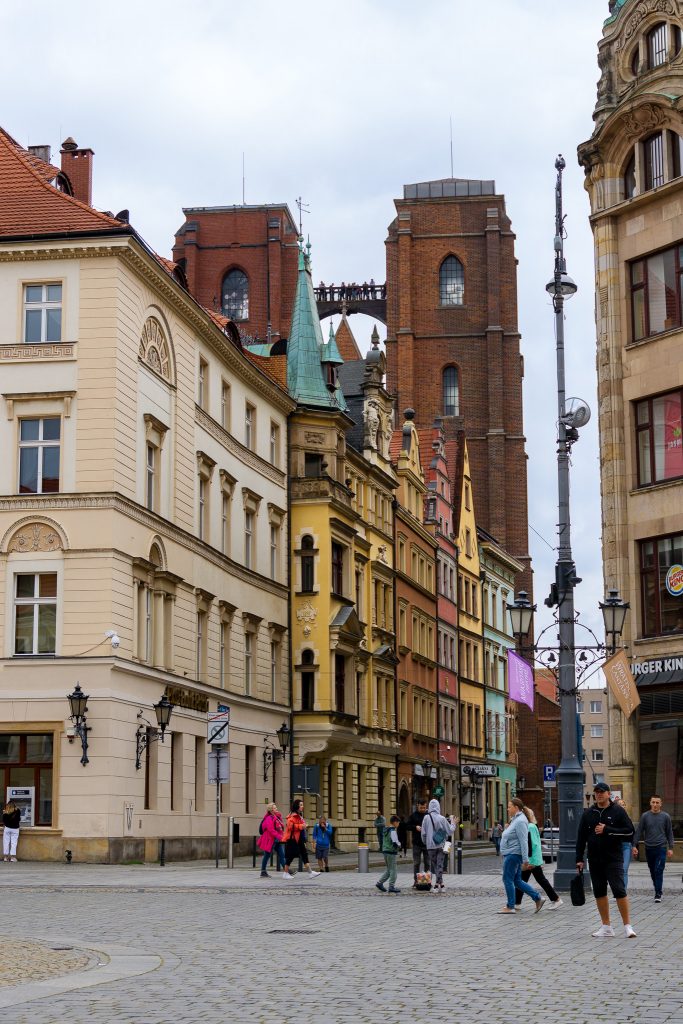 Bridge of Penitents visible from Wrocław Market square