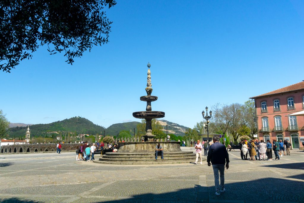 Chafariz Nobre do Largo de Camões, Noble Fountain, in Ponte de Lima