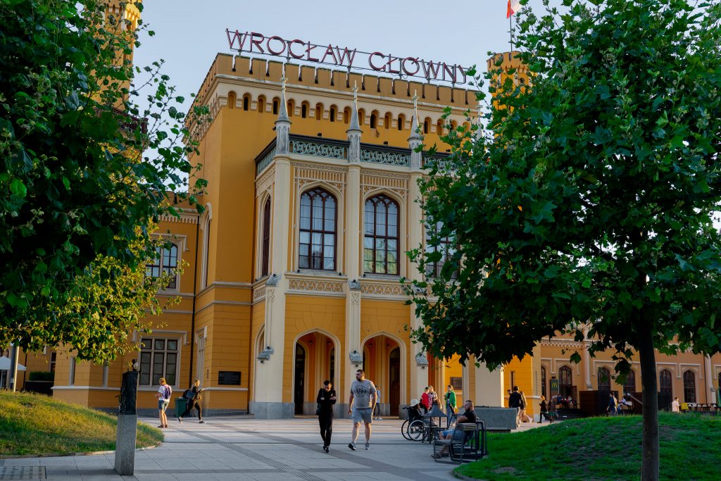 Places to visit in Wrocław - Main train station