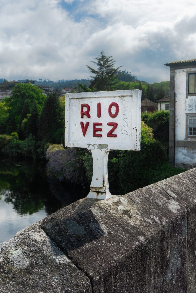 Rio Vez sign on Bridge of Arcos de Valdevez