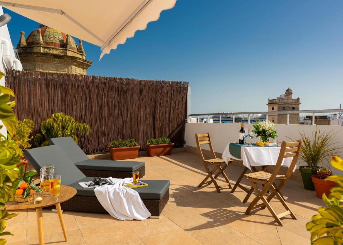 Hotel de Francia y París in Cadiz Spain