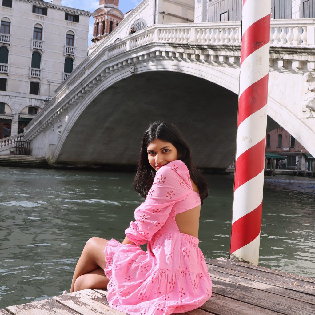 Sanika from ​​Saunter With Sanika