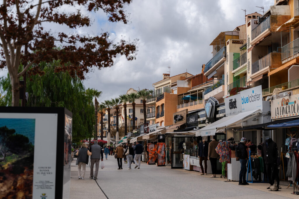 Bandol France - Walk seaside promenade