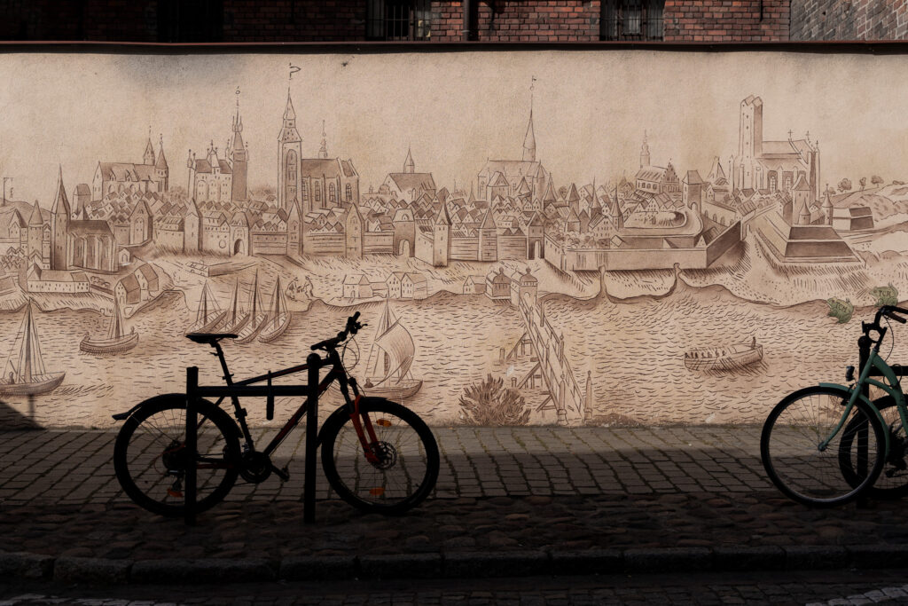 How to get to Torun Poland
