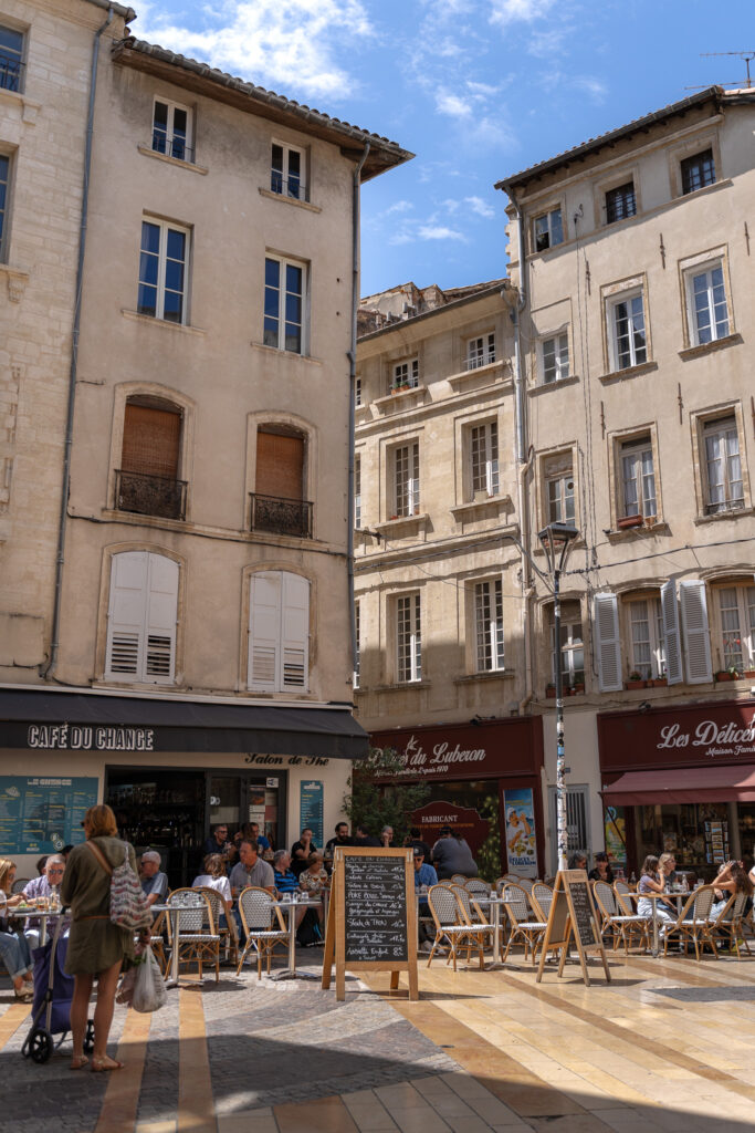 Exploring Historic Centre of Avignon