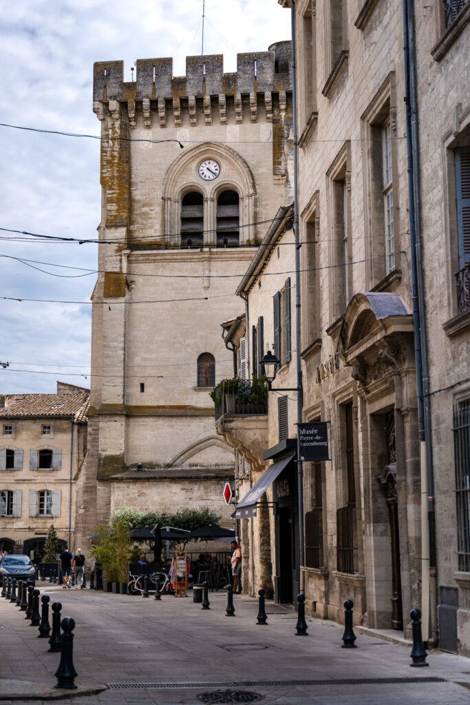 Exploring beautiful Villeneuve les Avignon historic centre