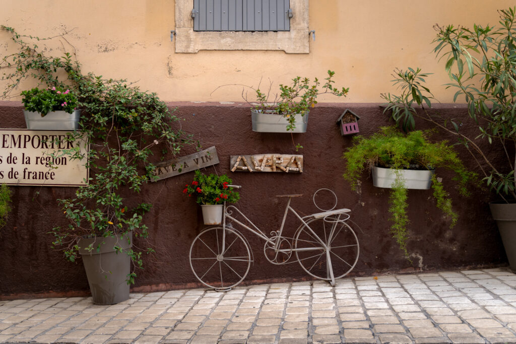 How to get to Saint Remy de Provence France