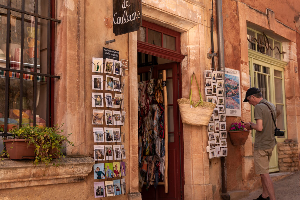 Exploring Ochre Village Roussillon Provence