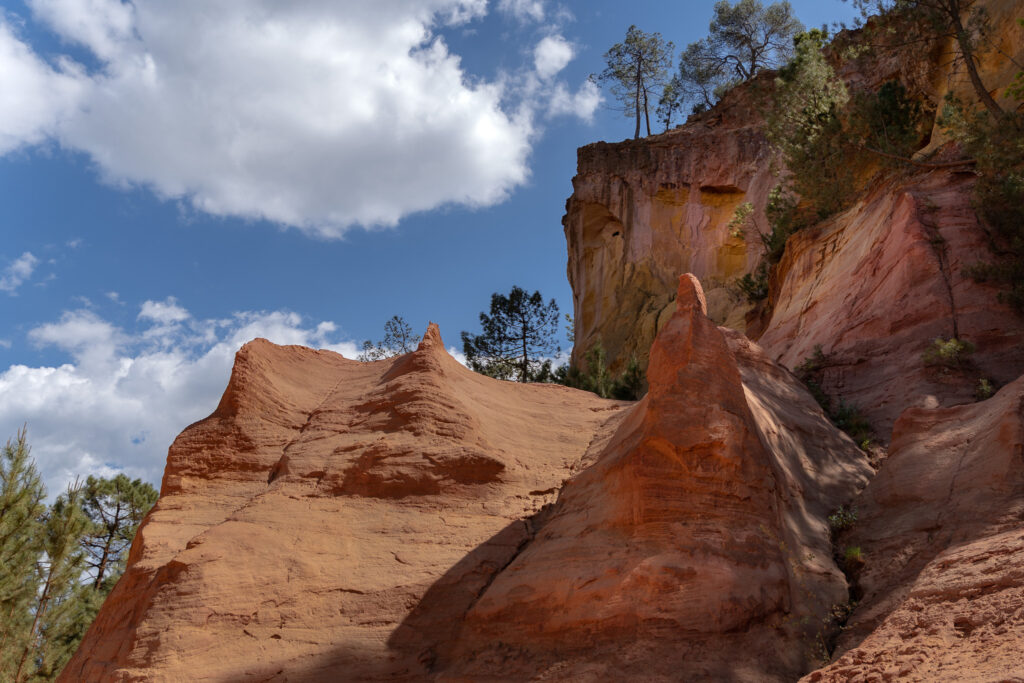 Sentier des Ocres In Roussillon