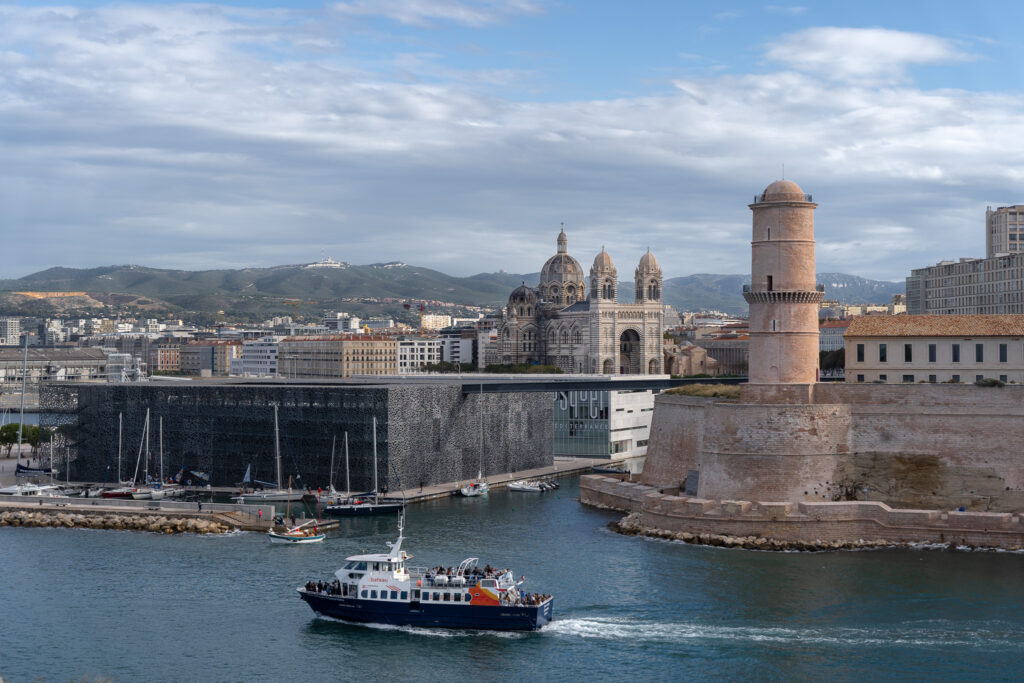 Amazing views from Parc Émile Duclaux in marseille