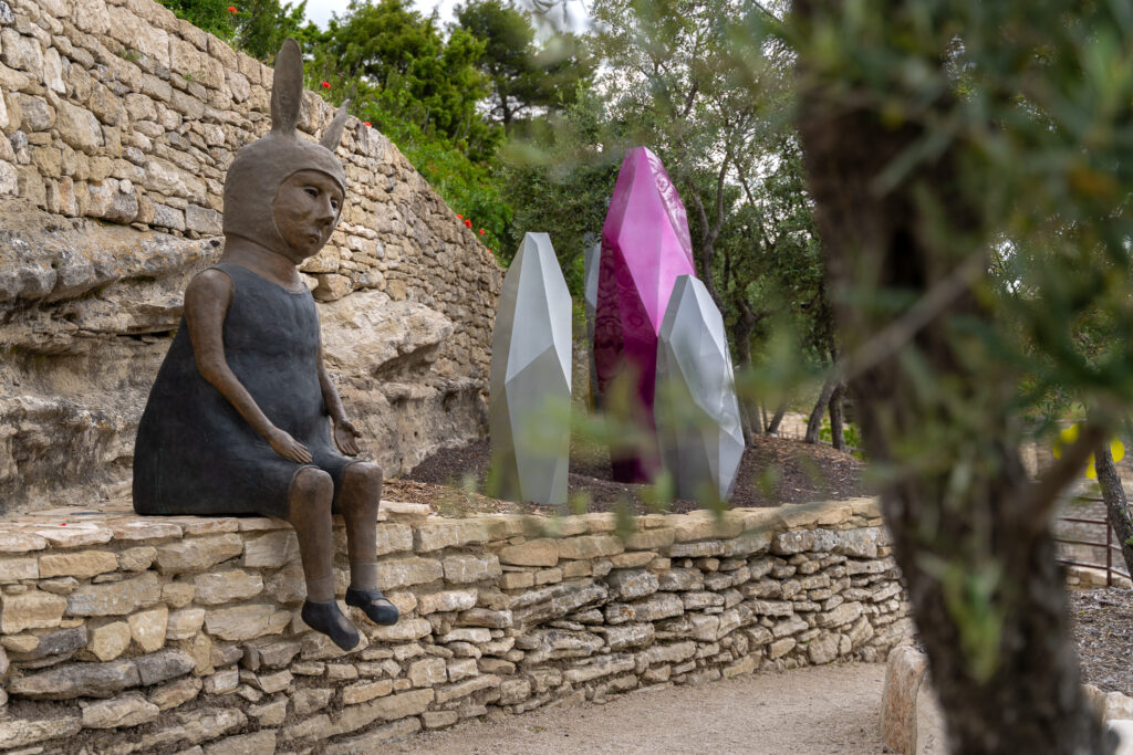 Art among Lacoste medieval village streets