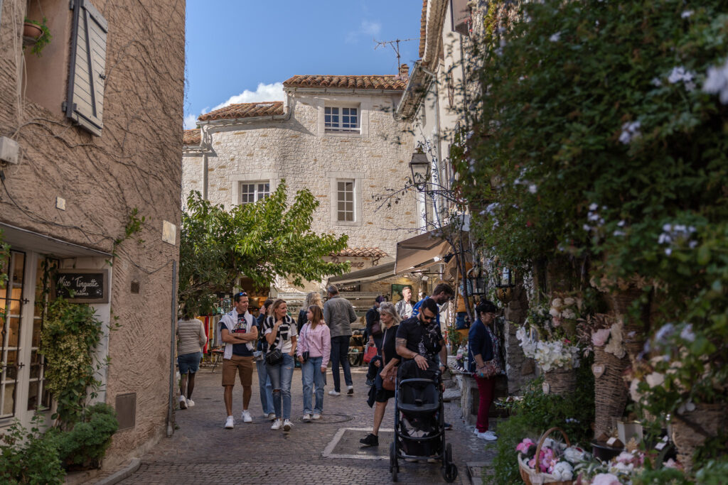 Le Castellet, France - Exploring Medieval Village