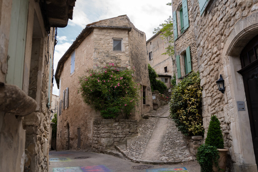 Things to do in Lacoste village in Provence