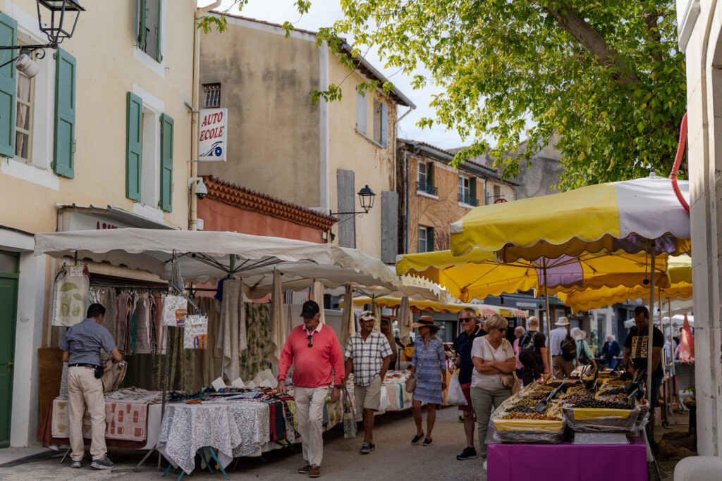 Vibrant Provencal Market in L’Isle-sur-la-Sorgue