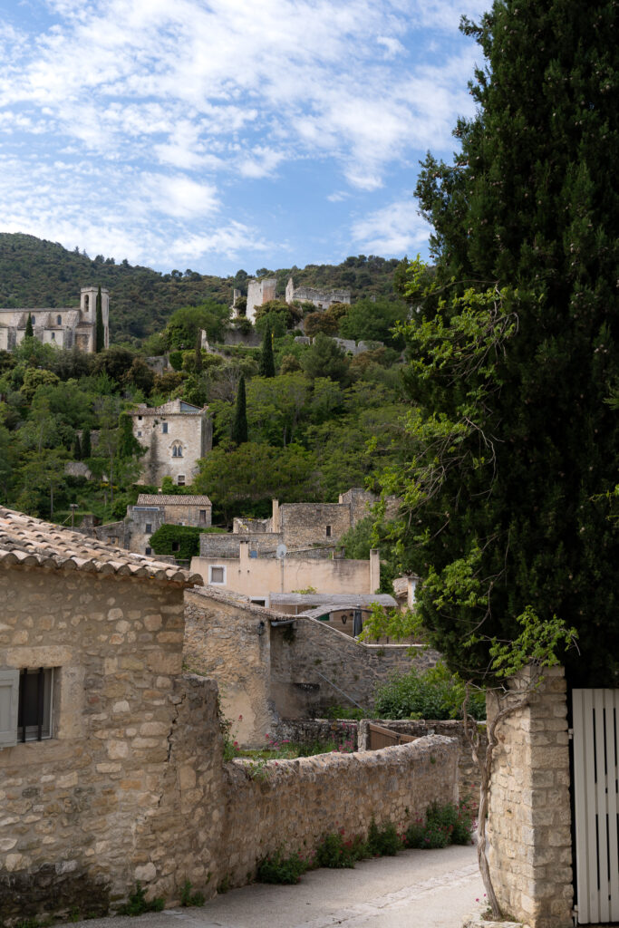 View over stunning Oppede le Vieux village