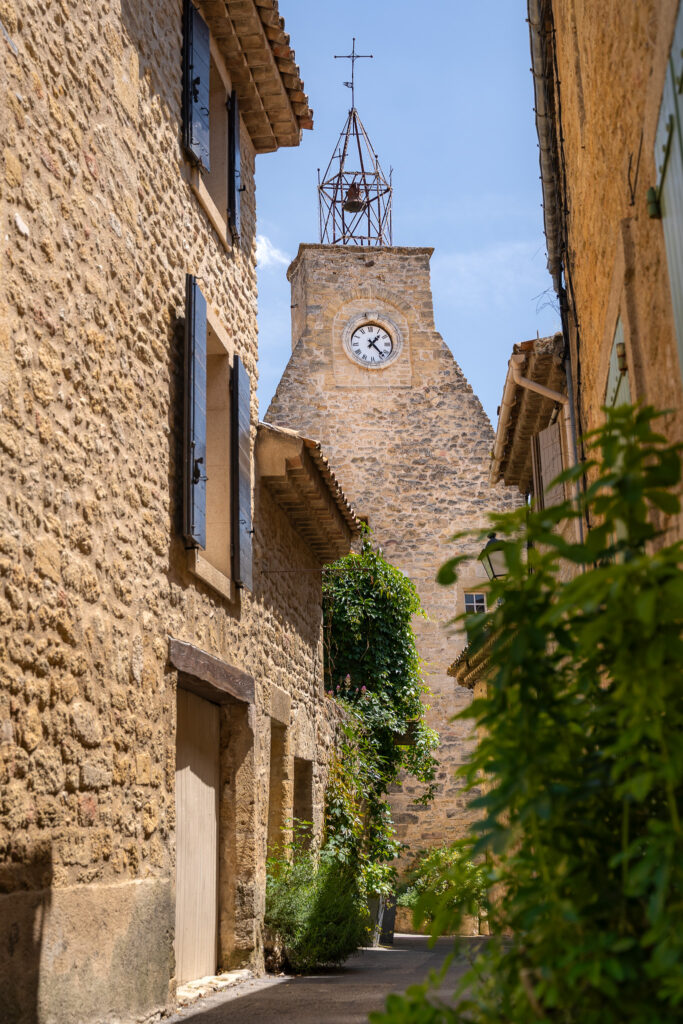 Exploring Ansouis beautiful village