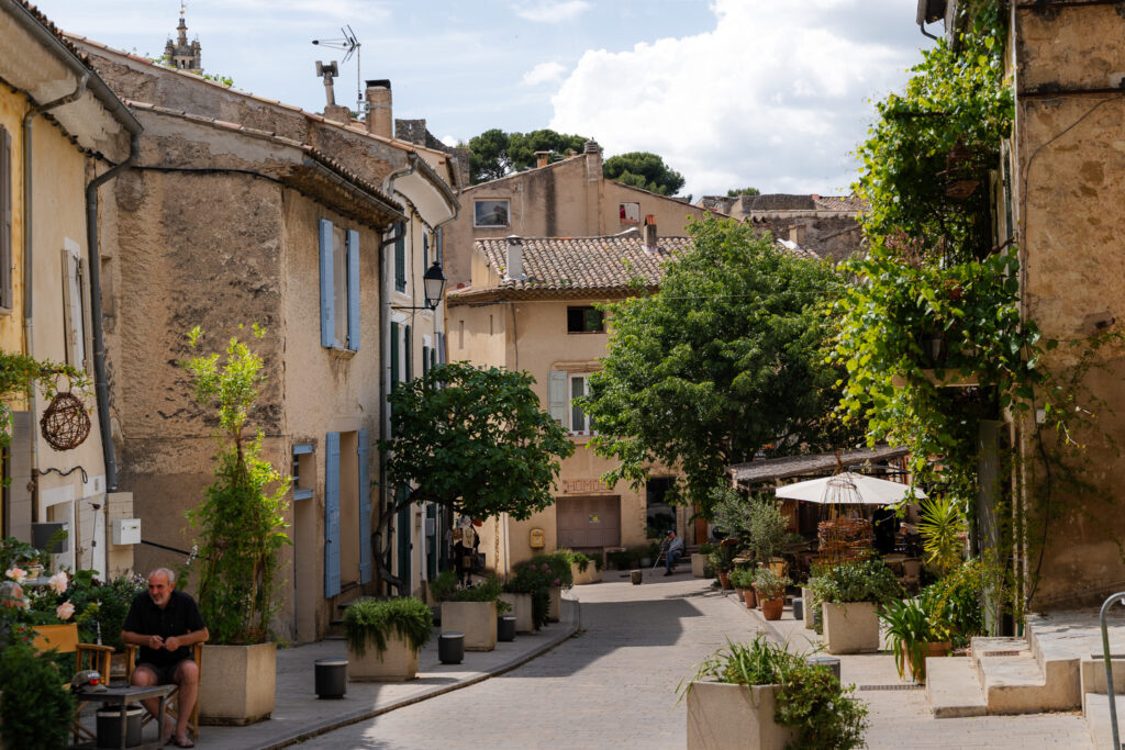 Exploring beautiful Cucuron village