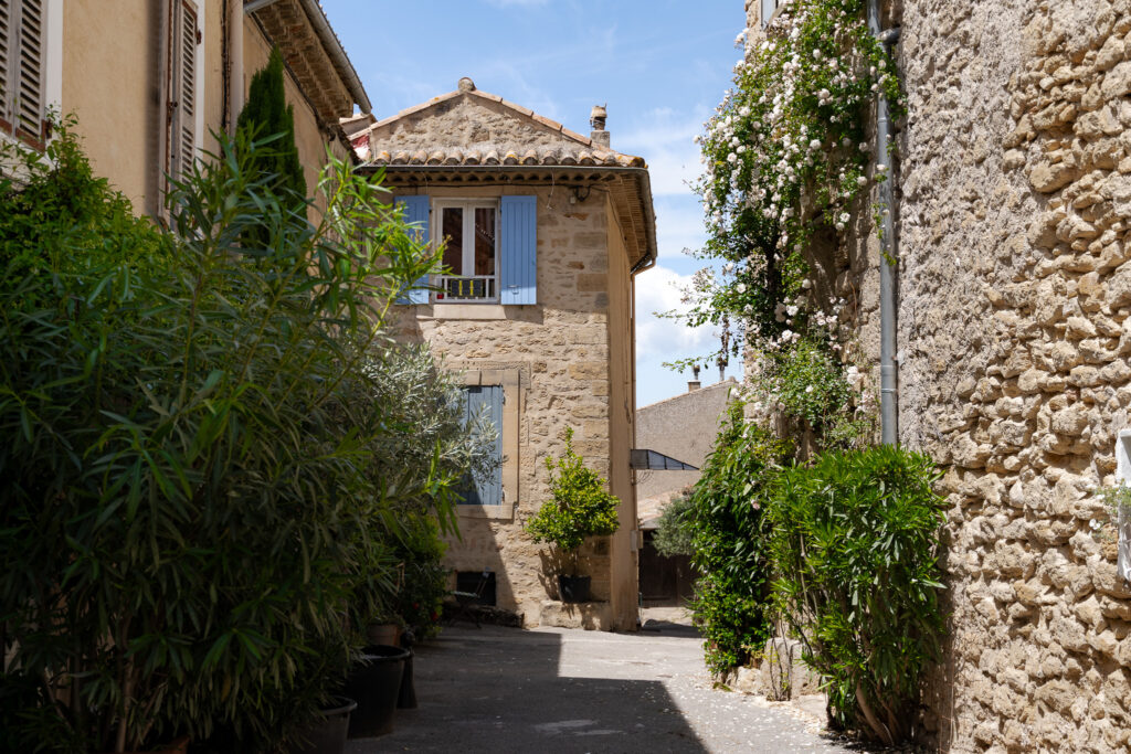 Strone houses in Ansouis village