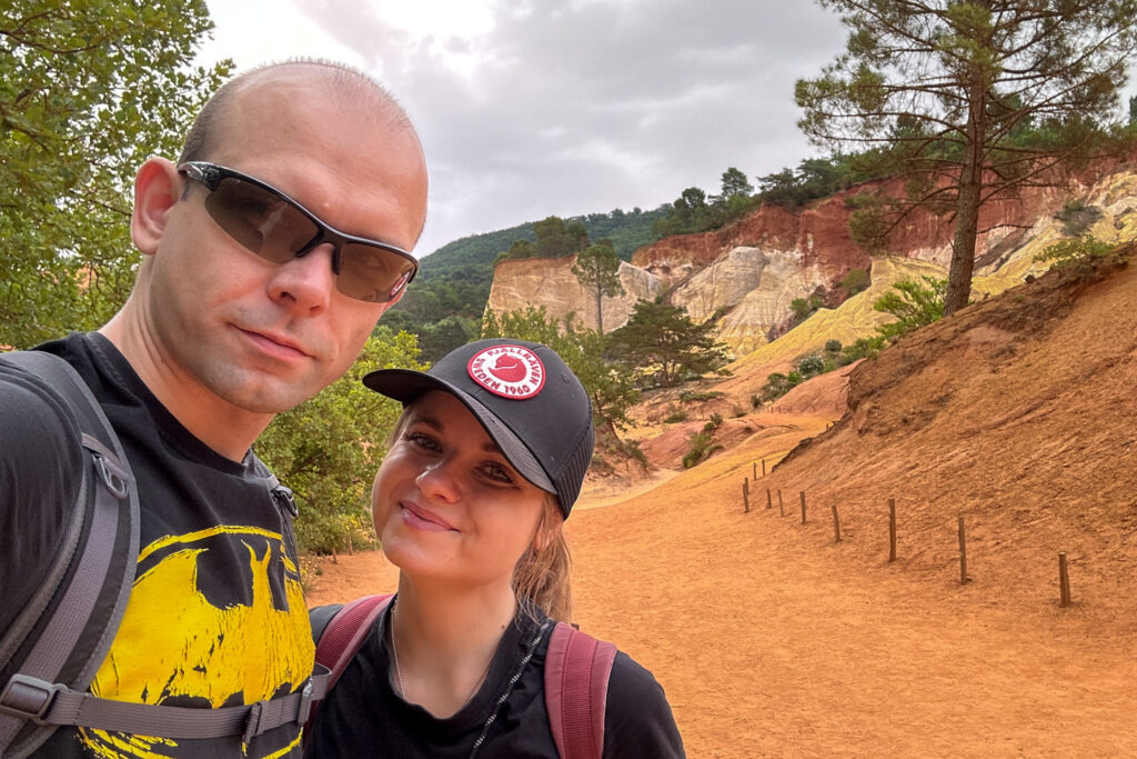 Happy Little Traveler team hiking Colorado Provencal