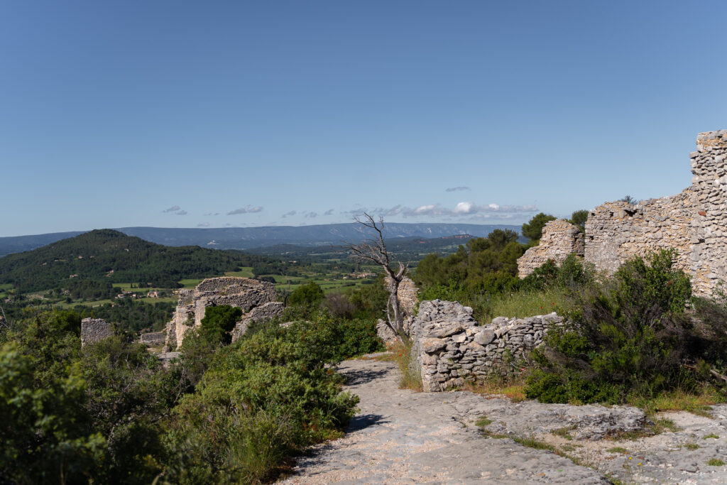 Amazing views from Saint Saturnin les Apt castle ruins over Luberon