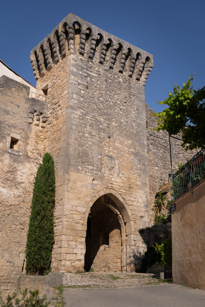 Beautiful Portail Aiguier in Saint Saturnin les Apt village