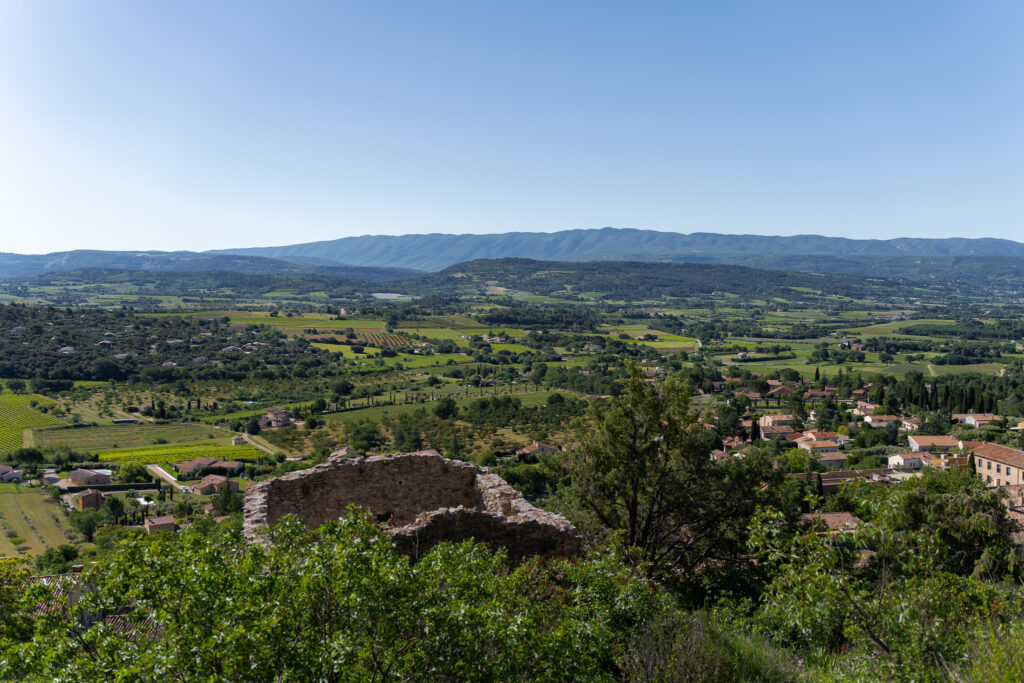 Breathtaking views over Luberon Provence from Saint Saturnin les Apt