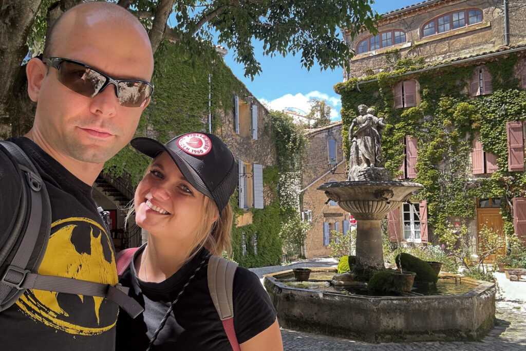 Happy Little Traveler team exploring Saignon France