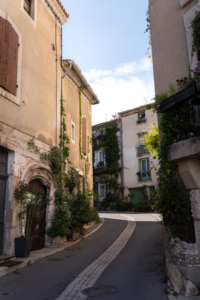 Exploring Orgon France old town