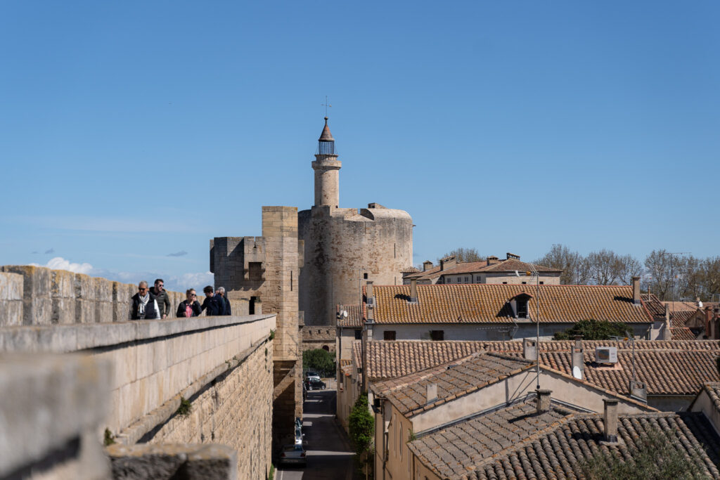 Things to do in Aigues Mortes - Walk the ramparts
