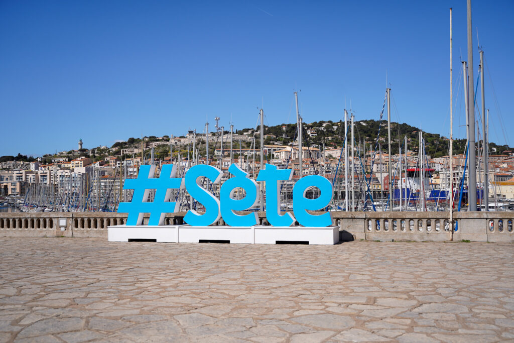 Sete letters sign in Town Port